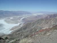 09-Dante_Peak_view_of_salt_basin_from_an_overlook