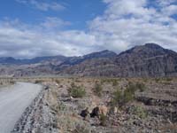 04-views_of_the_mountain_range_we_are_approaching
