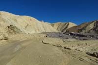 37-pretty_scenery_and_neat_rock_layers