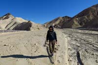 40-Kenny_hiking_in_drainage