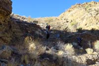 05-heading_up_slope_getting_out_of_canyon_with_usage_trail_since_others_do_the_same,trail-continues_at_saddle