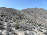 16-follow_trail_to_ridgeline-transmission_tower_on_peak_seen_to_far_right_hump