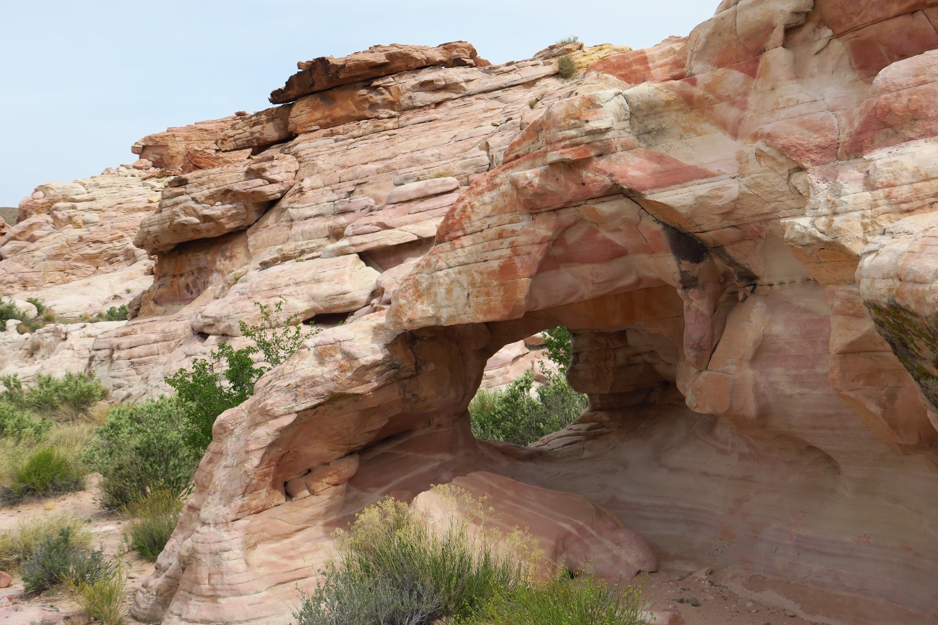 11-pretty_desert_scenery