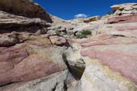 35-colorful_rock_formation_with_water_in_the_tenaja