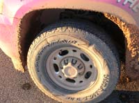 75-muddy_Suburban_after_the_dirt