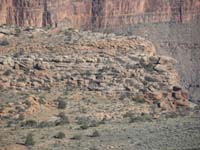 20-zoomed_view_of_Lava_Falls_overlook_viewing_area