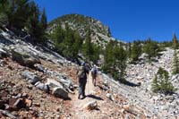 11-quite_busy_on_trail-more_than_desired_due_to_pandemic-lots_of_moving_over_providing_space_to_pass