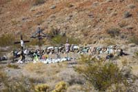 20-interesting_art-memorial_in_the_desert_while_driving_back_to_Hwy_95