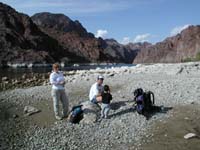 09-Toby_Kristi_and_Joel_enjoying_a_snack_by_the_Colorado_River