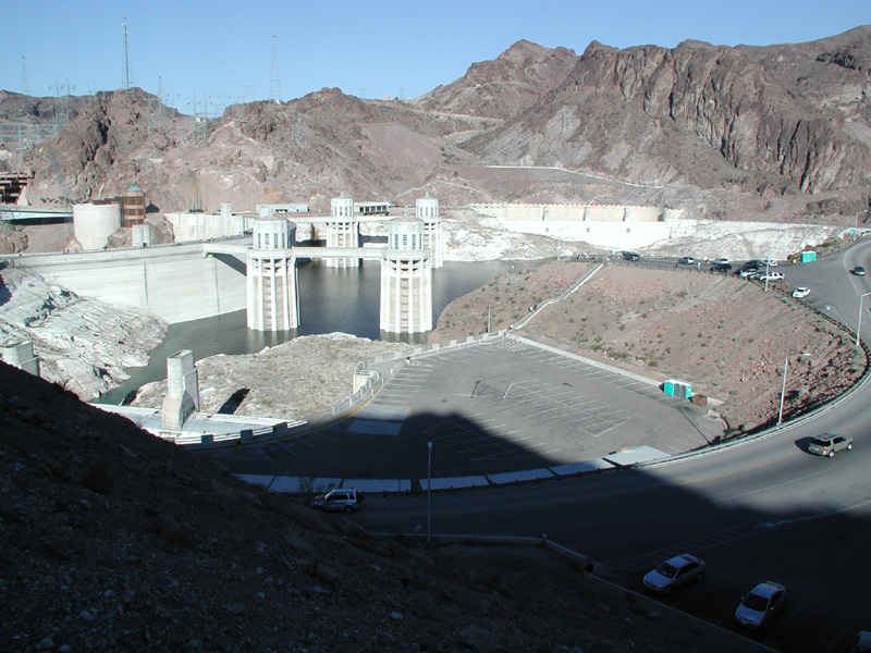 02-Hoover_Dam