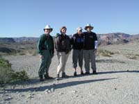 04-Bob_Kristi_Steffi_Chris_ready_to_hike_to_the_springs