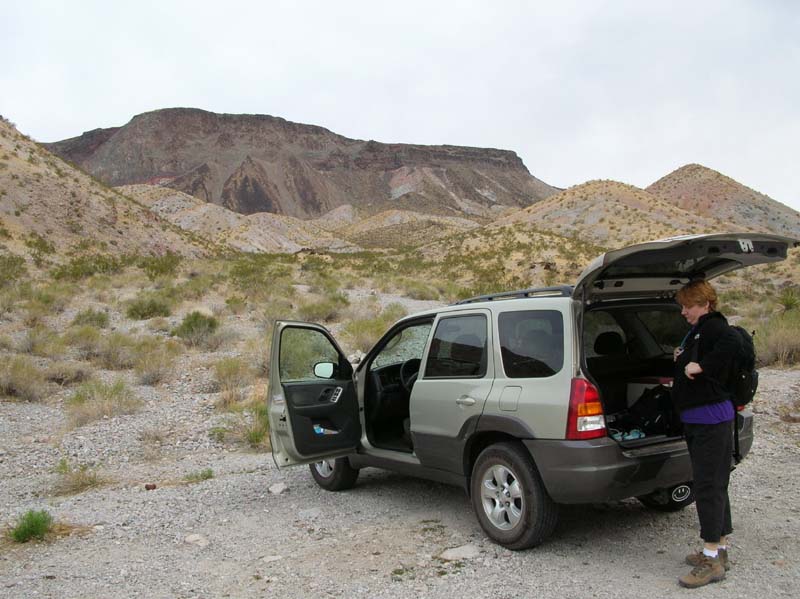 01-getting_ready_for_the_hike