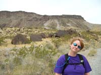 06-Kristi_with_Fortification_Hill_in_the_background