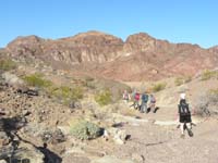 06-group_hiking_a_desert_wash