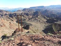 03-scenic_view-steep_and_tough_route_down_along_powerlines-Hoover_Dam-Bridge_Peak_in_center