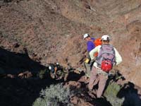 21-scrambling_down_to_beginning_of_Quarry_Canyon-from_Bill