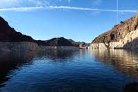 05-looking_around_for_good_spot_to_get_dropped_off-rounded_corner_to_see_Hoover_Dam
