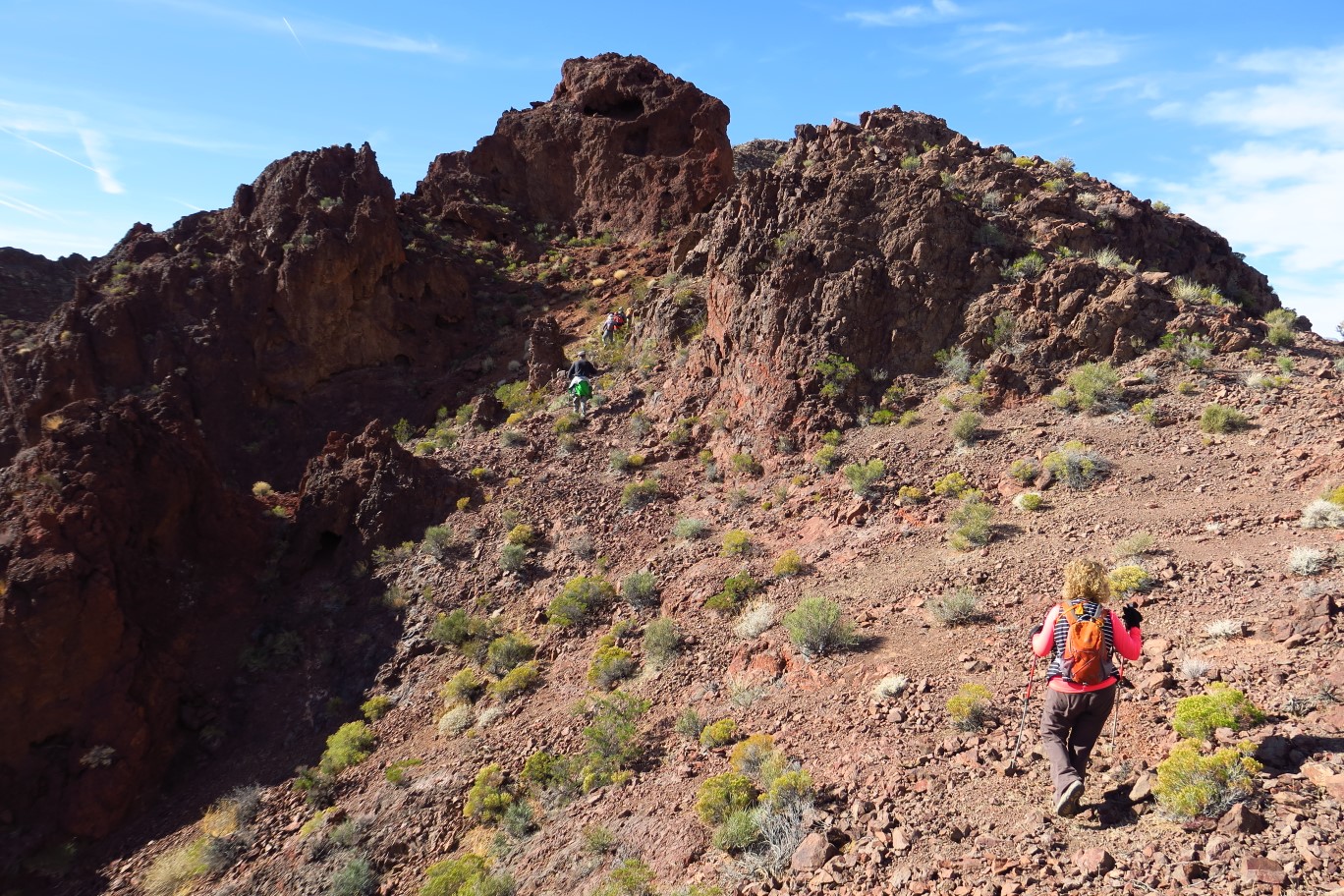 42-group_heading_towards_Redstone_Peak