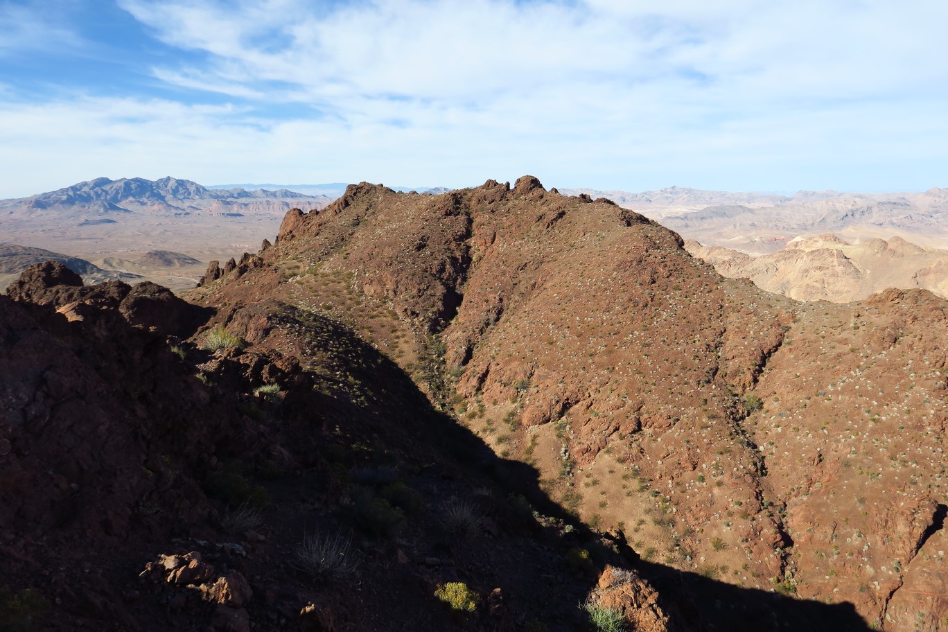 71-scenic_view_from_peak-NW-Mystery_Cairn_Peak