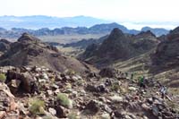 20-group_traversing_to_Tall_Cairn_Peak