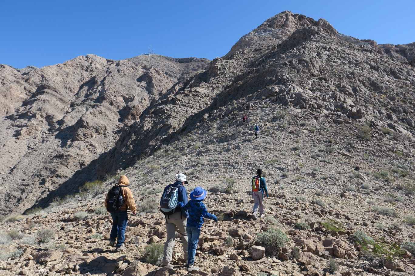 06-now_for_the_off-trail_scrambling_fun