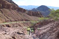 12-road_leading_to_base_of_Hoover_Dam-original_water_pipe_to_desilting_tank