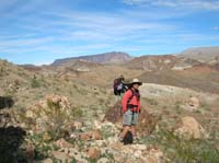 30-Kenny_and_Daddy_with_desert_scenery_and_Fortification_Hill