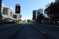 031-I_shouldn't_be_able_to_stop_in_the_middle_of_The_Strip_to_take_this_photo,but_empty