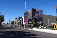 073-continuing_north_on_Las_Vegas_Blvd