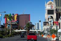 084-continuing_the_drive_north_on_Las_Vegas_Blvd