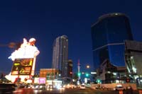 40-Circus_Circus_to_The_Drew-originally_Fontainblue,but_construction_stopped_2009