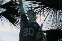 078-even_the_Statue_of_Liberty_wears_a_mask_and_a_Las_Vegas_Raiders_jersey
