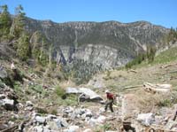 46-Dad_hiking_up_the_wash