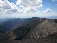 12-views_from_peak_towards_Harris_and_Griffith_Peak