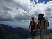 17-Kristi_and_I_on_the_peak