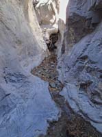 40-looking_back_at_slot_canyon_with_spring_from_picture_11_and_12_earlier-used_HDR_option