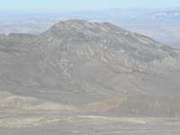 08-scenic_view_from_Mt_Lukas-looking_NW-zoom_of_Jaybird_Peak