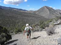 45-final_approach_to_Laszlo's_Jeep-viewed_above_his_head