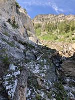 38-looking_back_to_me_on_snow_and_avalanche_debris-from_Laszlo