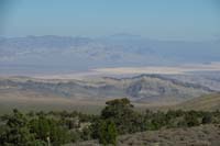 30-zoom_of_distant_desert_mountains