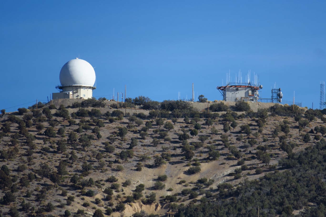 18-zoom_view_of_Angel_Peak