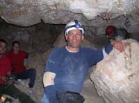 06-Chris_in_the_cave
