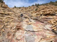 116-Ali_and_pretty_colors_in_sandstone