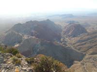 17-looking_over_edge_of_Turtlehead-left_mountains_is_Greycap_(limestone_cap_on_peak)-right_is_Kraft_Mountain