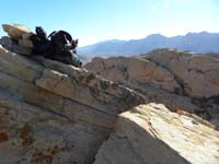 30-Calico_Tank_Peak_cairn_looking_towards_Calico_Tank_Peak_South-odd_no_registry_on_either_peak