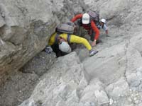 21-Ed,Luba,Laszlo_climbing_the_wall