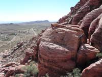 24-keyhole_opening_to_right_of_Peppe