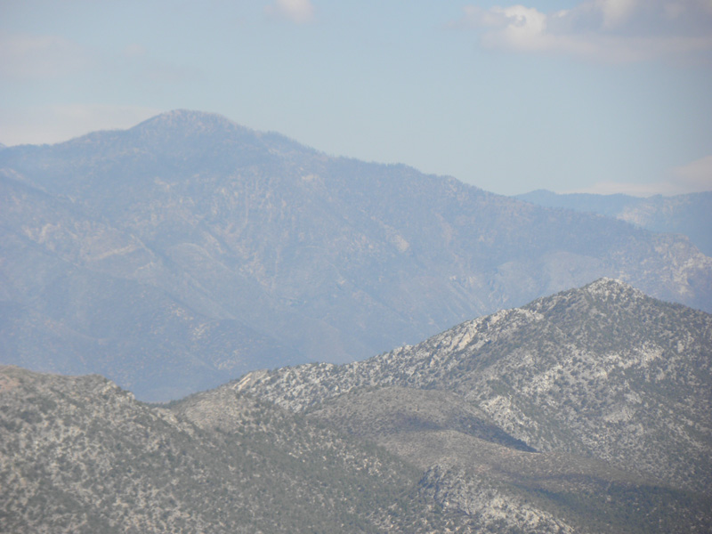 12-zoom_of_Griffith_Peak