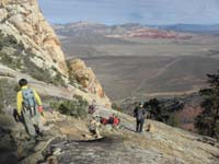 25-resting_spot_and_cairn-careful_since_still_a_slope-nice_in_sun-didn't_last_though