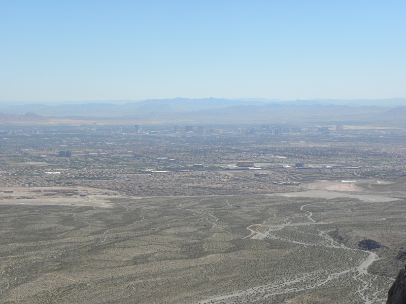 15-zoom_of_Las_Vegas_Strip